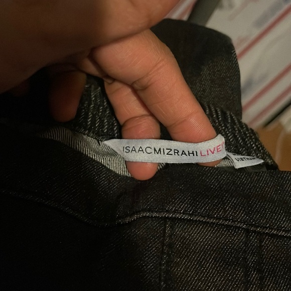 12. Isaac Mizrahi Live 20WP denim Jean capris - Picture 2 of 6